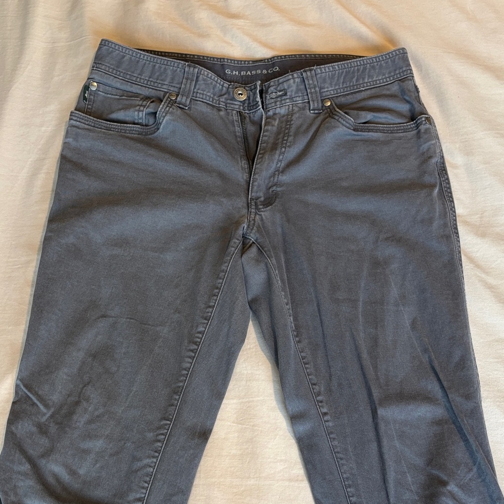 G.H. Bass & Co. Men's Grey Chinos